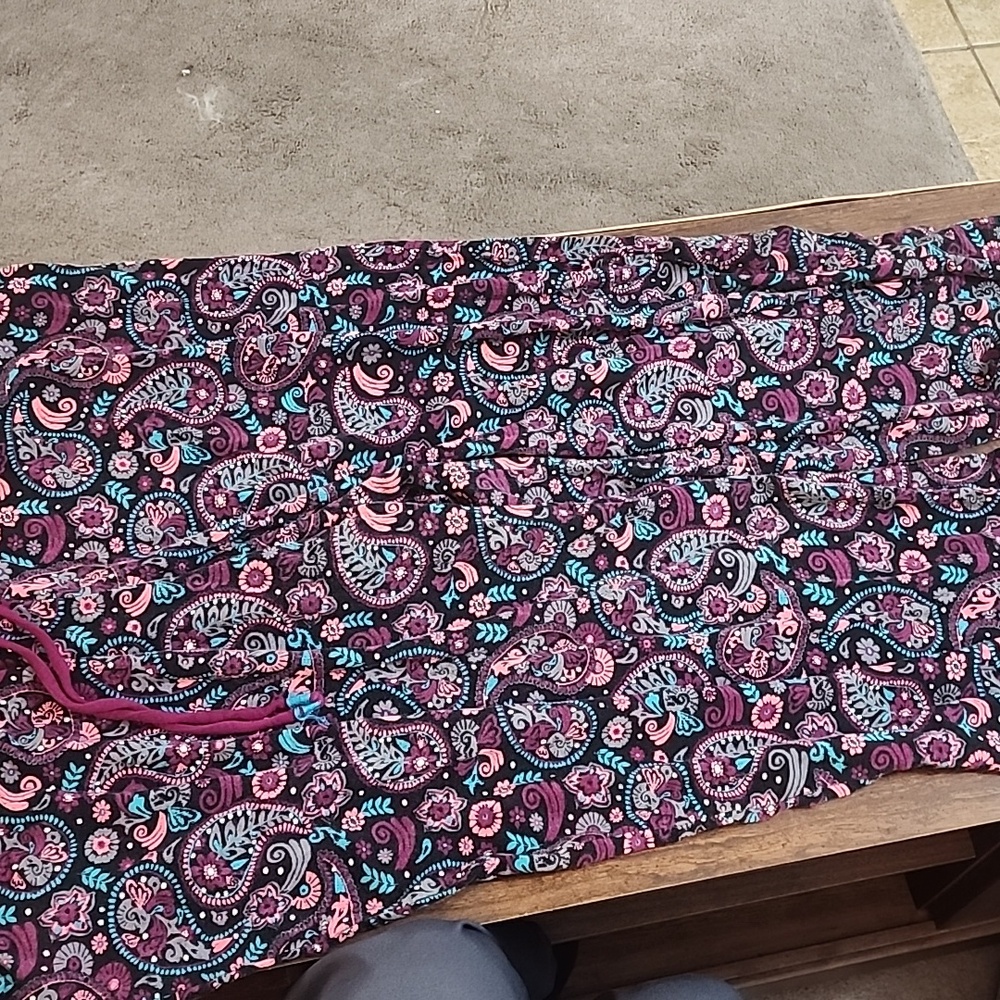 Secret Treasures Multicolor Paisley Sleepwear